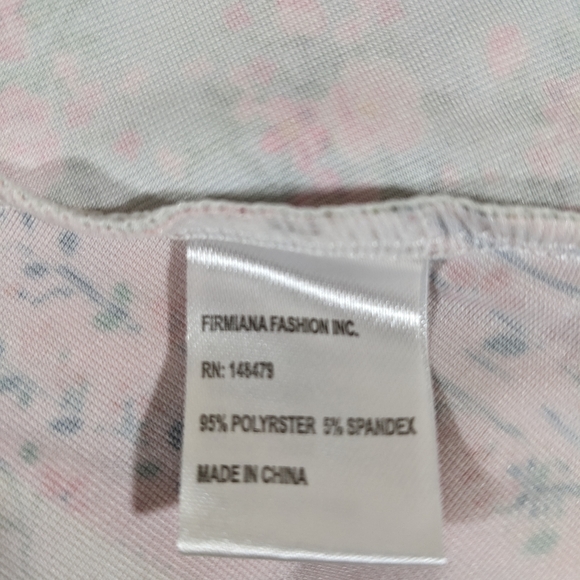 Lily by Firmiana Mini Dres Patchwork Floral Flutter Sleeves Size Small Boho Vbe. - Picture 2 of 5